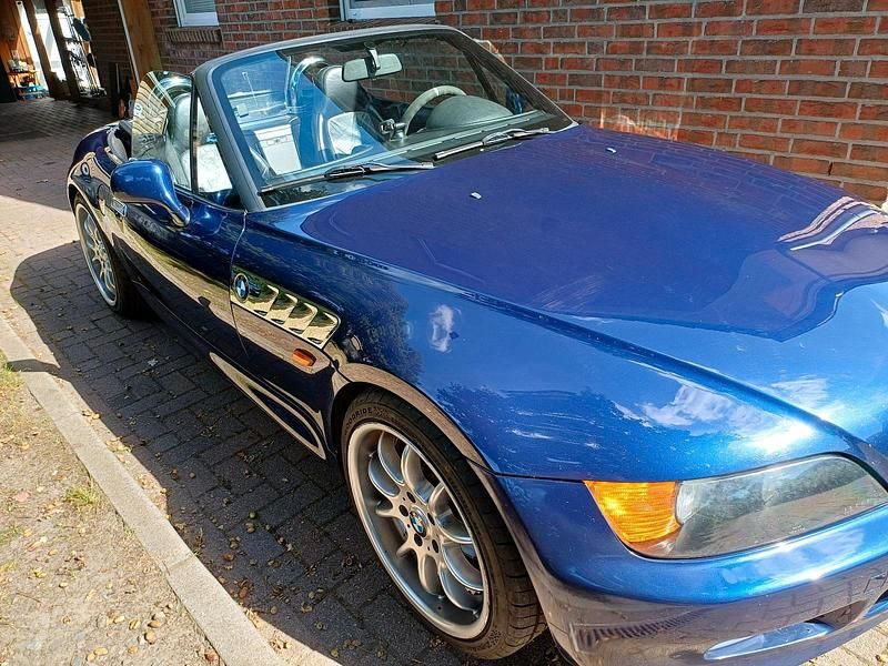Gebraucht BMW Z3 116 PS (85 kW) 1996 Blau Cabrio
