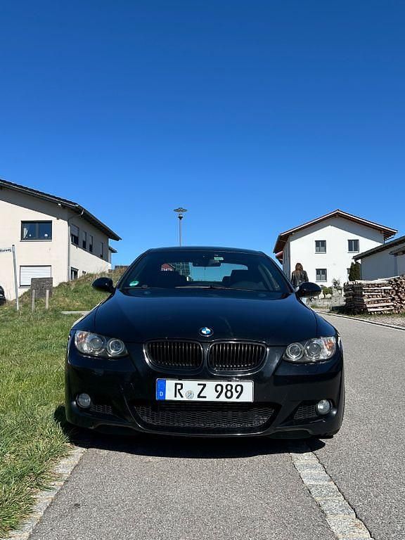 Gebraucht BMW 320 Performance 177 PS (130 kW) 2009 Schwarz Coupé