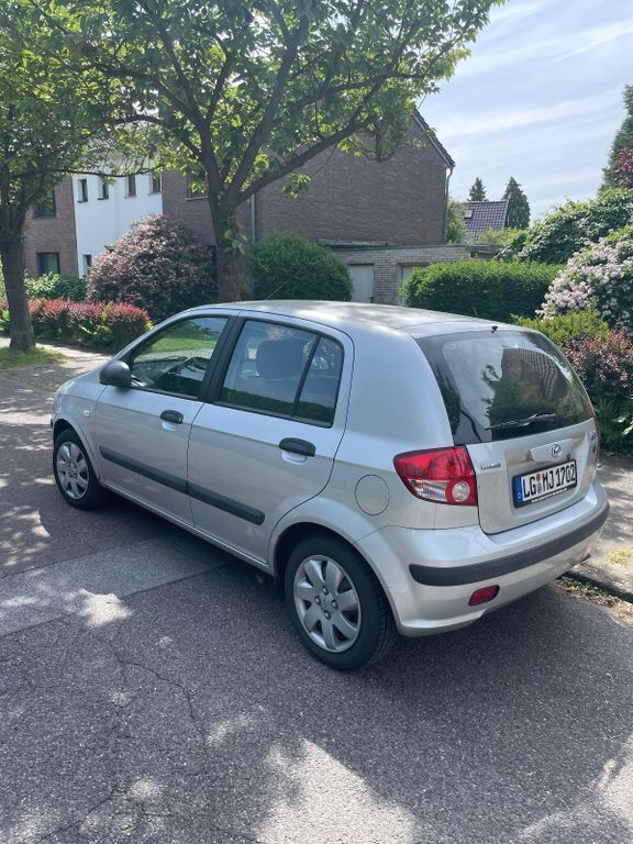 Grau Gebraucht 2003 Hyundai Getz Kleinwagen | 2.500 € (Etwas zu teuer) - Bild 1/4