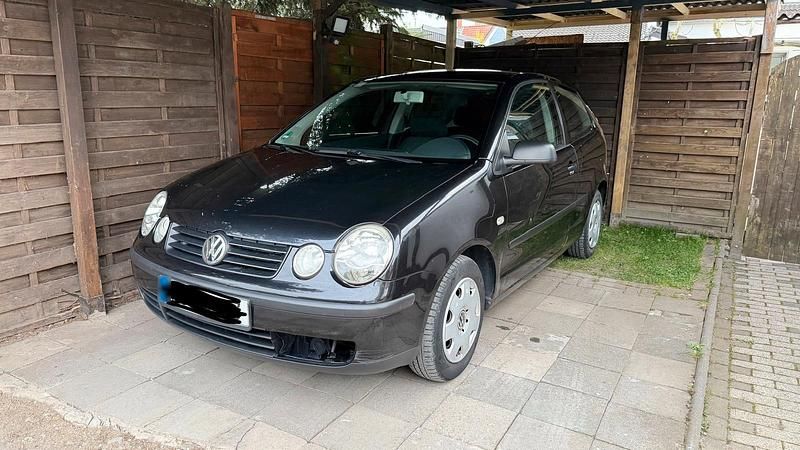 Gebraucht VW Polo 95 PS (69 kW) 2004 Schwarz Kleinwagen