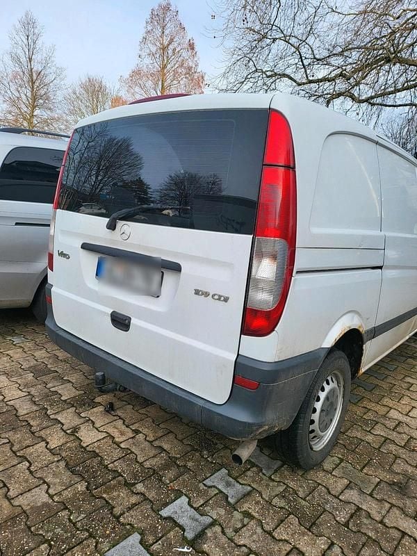 Gebraucht Mercedes Vito 90 PS (66 kW) 2006 Weiß Van
