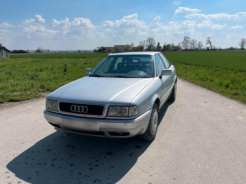 Gebraucht Audi 80 90 PS (66 kW) 1994 Silber Limousine