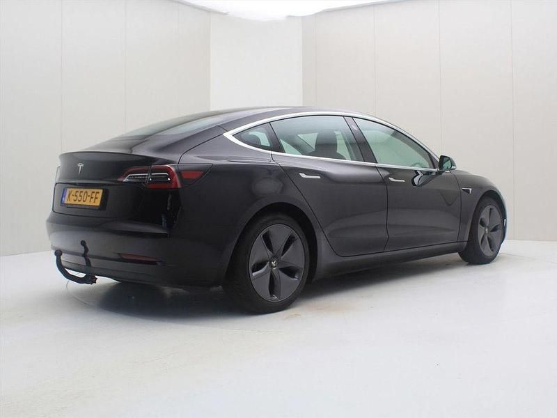 Gebraucht Tesla Model 3 Standard Range 225 kW (306 PS) 2020 Schwarz Limousine