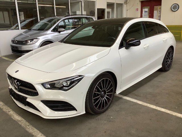 Weiß metallic Gebraucht 2019 Mercedes CLA220 Shooting Brake AMG line Kombi | 27.600 € (Fairer Preis) - Bild 1/4