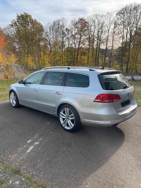 Gebraucht VW Passat 170 PS (125 kW) 2011 Silber Kombi
