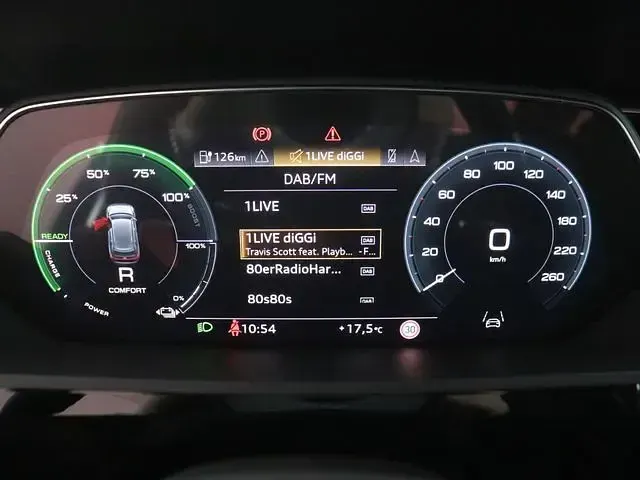 Gebraucht Audi e-tron 300 kW (408 PS) 2021 SUV