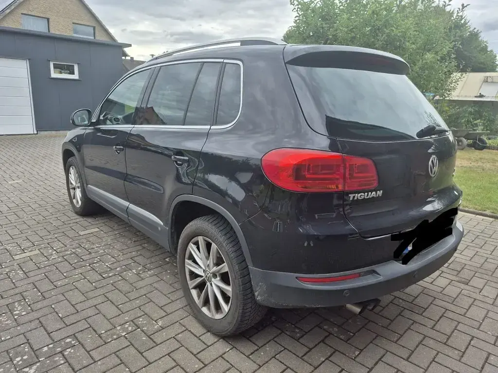 Gebraucht VW Tiguan Sportline 122 PS (89 kW) 2011 Schwarz SUV