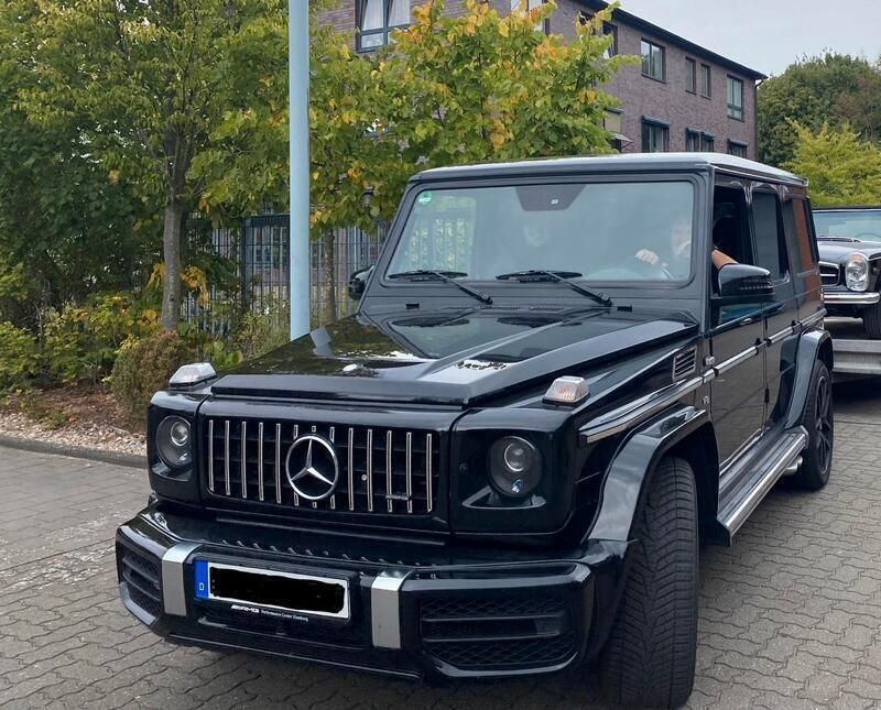Schwarz Gebraucht 2001 Mercedes G500 AMG SUV | 49.999 € (Fairer Preis) - Bild 1/4