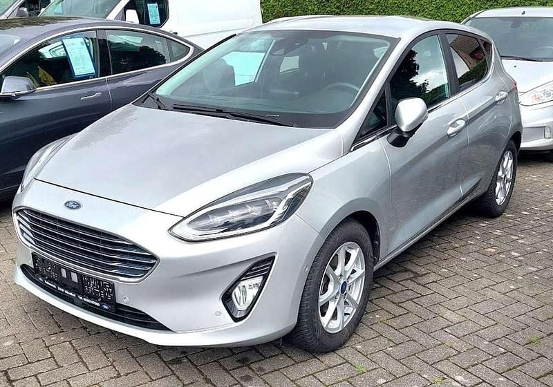 Polar silber Gebraucht 2020 Ford Fiesta Titanium X Kleinwagen | 14.590 € (Fairer Preis) - Bild 1/4