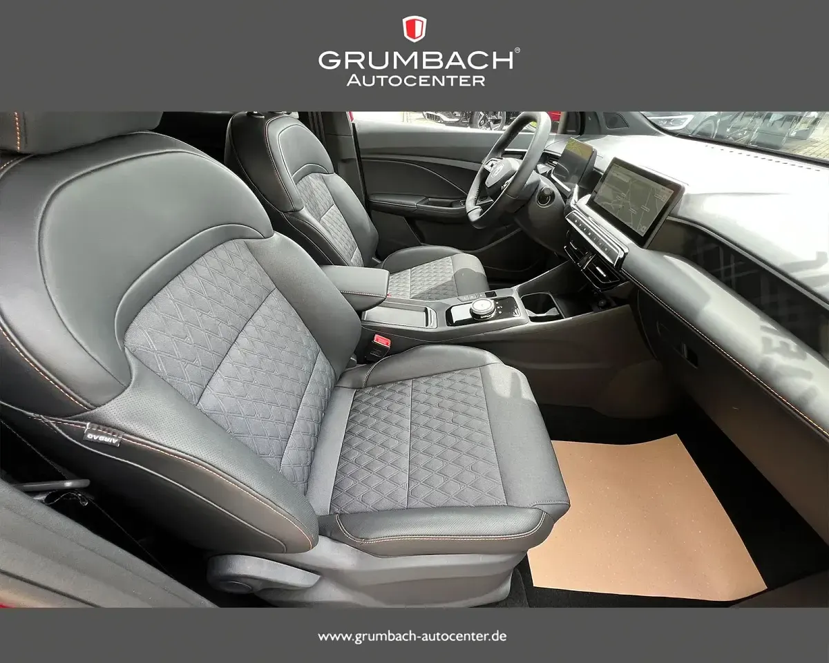 Neu MG MG3 Luxury 194 PS (142 kW) 2026 Rsj diamond red metallic Kleinwagen