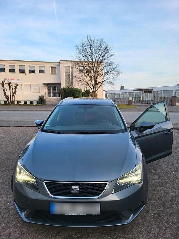 Gebraucht Seat Leon 150 PS (110 kW) 2017 Grau Kombi
