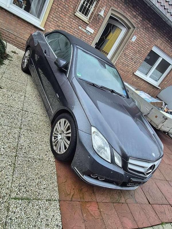Usata Mercedes E250 Elegance 204 CV (150 kW) 2010 Cabrio