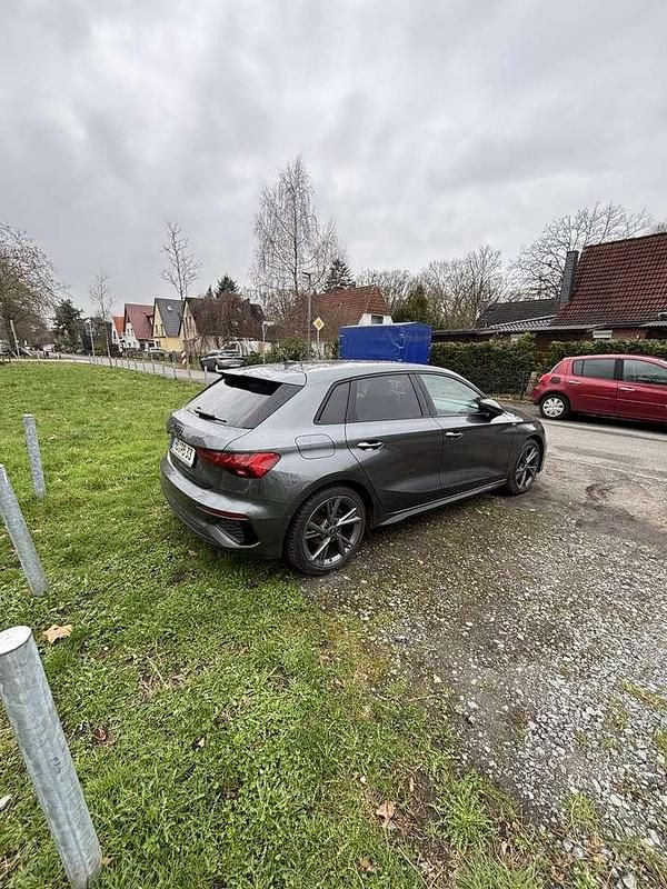 Gebraucht Audi A3 S-Line 110 PS (80 kW) 2024 Grau Kleinwagen