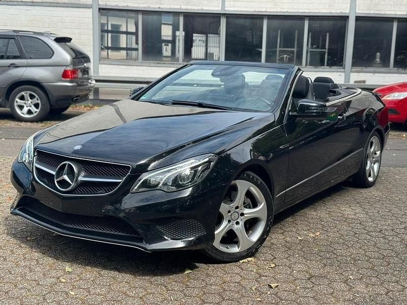 Schwarz Gebraucht 2016 Mercedes E200 Sport Cabrio | 17.999 € (Superpreis) - Bild 1/4