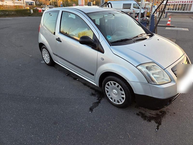Gebraucht Citroën C2 60 PS (44 kW) 2003 Silber Kleinwagen