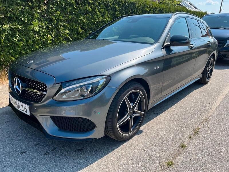Grau Gebraucht 2018 Mercedes C43 AMG AMG Kombi | 36.800 € (Fairer Preis) - Bild 1/4