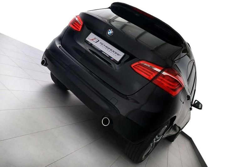 Gebraucht BMW 220 Sport Line 190 PS (139 kW) 2017 Black sapphire metallic Van / Kleinbus