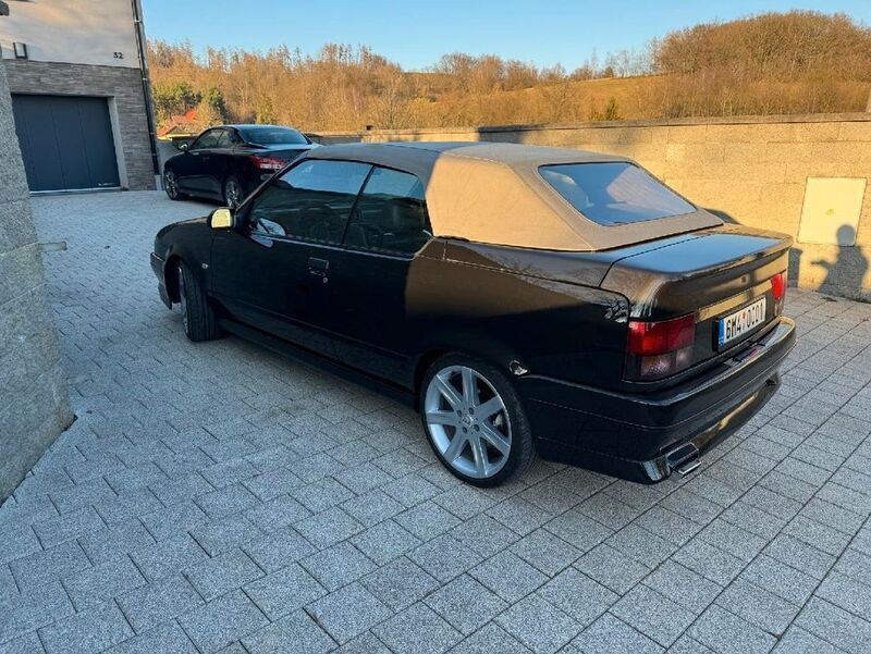 Schwarz Gebraucht 1992 Renault 19 Cabrio | 10.000 € - Bild 1/4