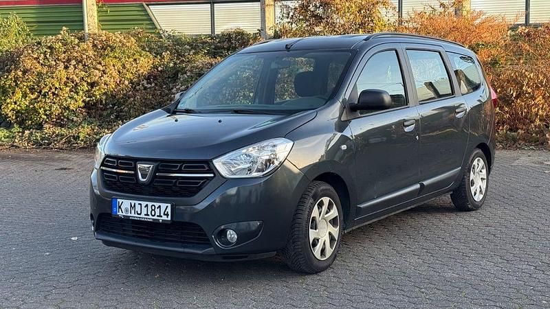 Schwarz Gebraucht 2019 Dacia Lodgy Essentiel Van / Kleinbus | 7.800 € (Guter Preis) - Bild 1/4