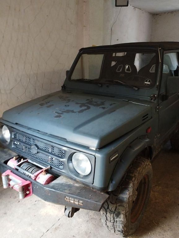 Second-hand Suzuki Samurai 69 CP (50 kW) 1991 Negru SUV