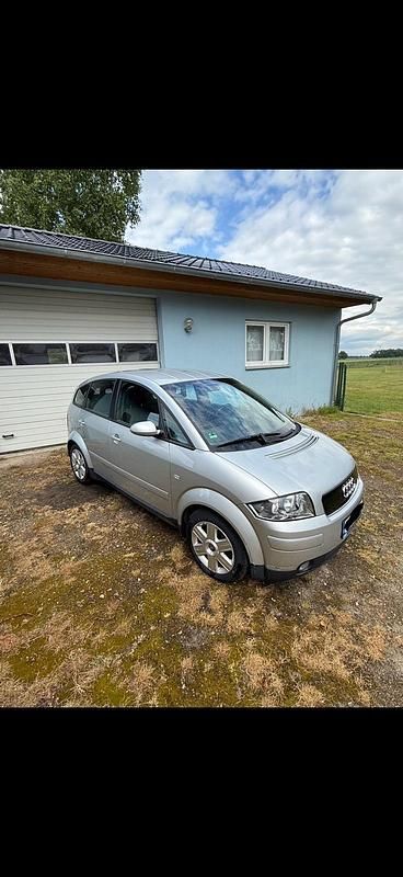 Usata Audi A2 75 CV (55 kW) 2000 Argento Utilitaria