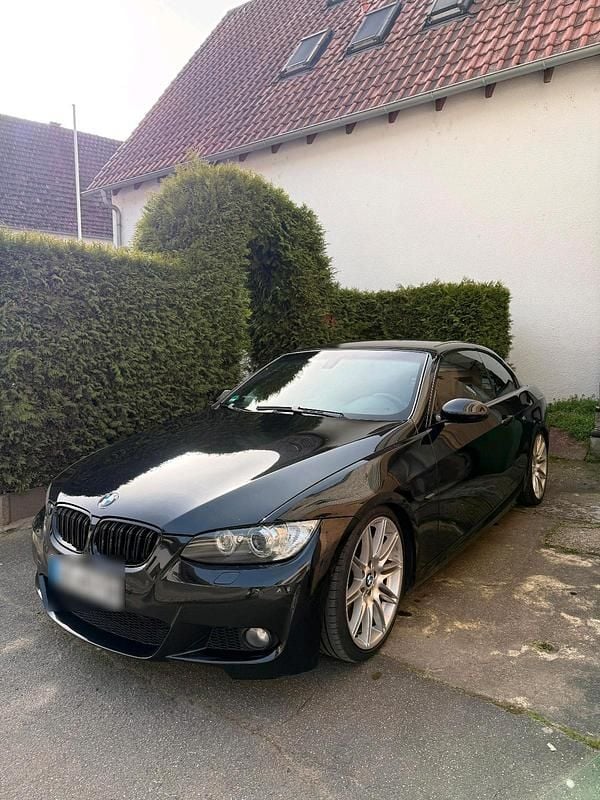 Gebraucht BMW 335 Cabriolet 306 PS (225 kW) 2007 Schwarz Cabrio