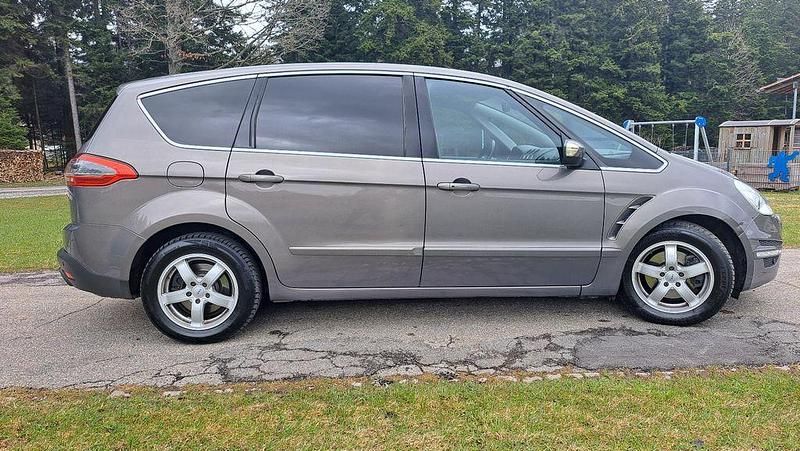 Gebraucht Ford S-MAX S 200 PS (147 kW) 2013 Grau Van / Kleinbus