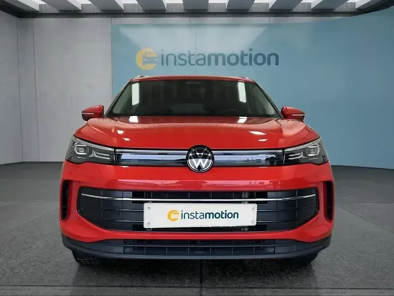 Gebraucht VW Tiguan 204 PS (150 kW) 2025 Rot SUV