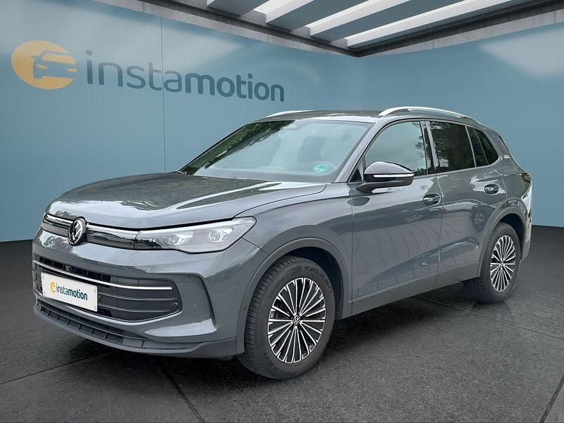 Grau Gebraucht 2025 VW Tiguan SUV | 39.049 € (Fairer Preis) - Bild 1/4