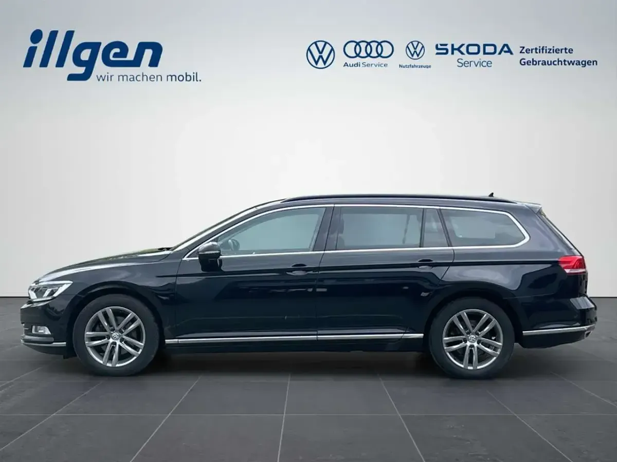 Gebraucht VW Passat Comfortline 190 PS (139 kW) 2019 Schwarz / deep black (metallic) Kombi
