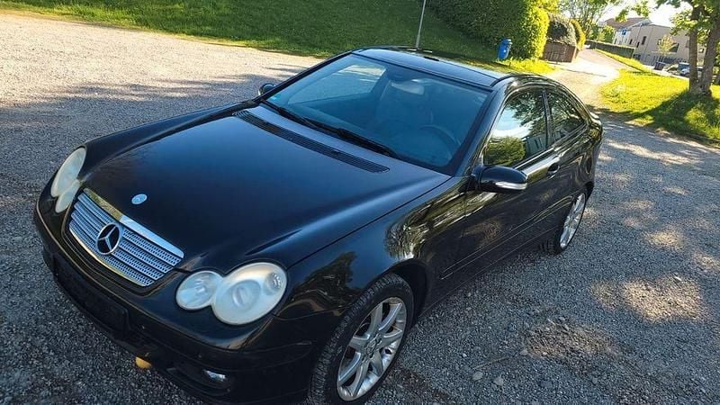 Gebraucht Mercedes C320 218 PS (160 kW) 2005 Schwarz Coupé