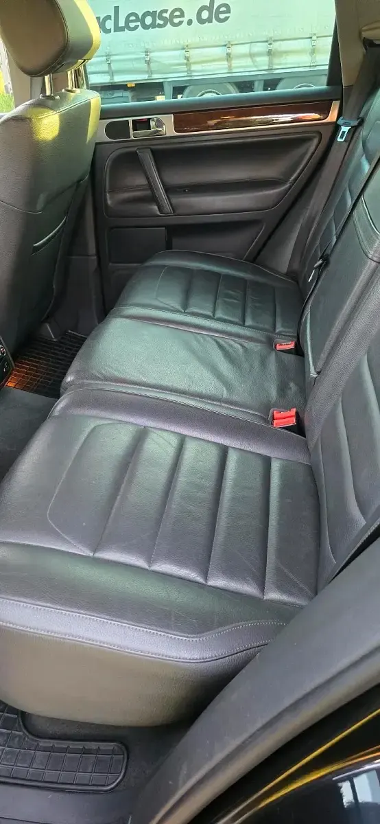 Gebraucht VW Touareg 245 PS (180 kW) 2007 Schwarz SUV