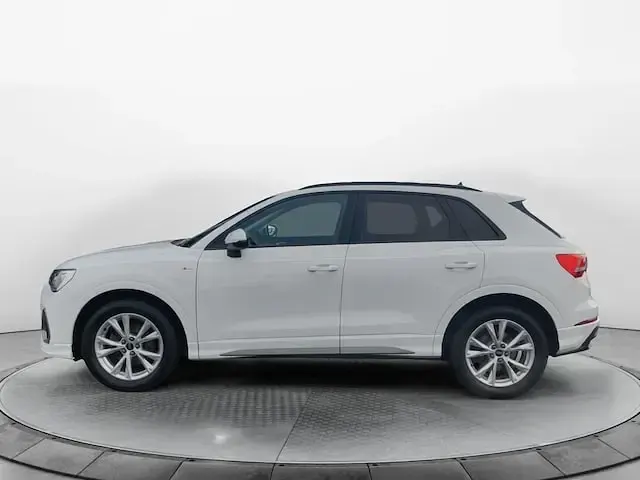 Gebraucht Audi Q3 S-Line 150 PS (110 kW) 2024 Arkonaweiß SUV