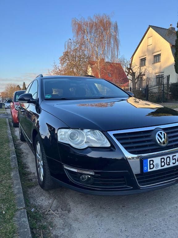 Gebraucht VW Passat 122 PS (89 kW) 2010 Schwarz Kombi