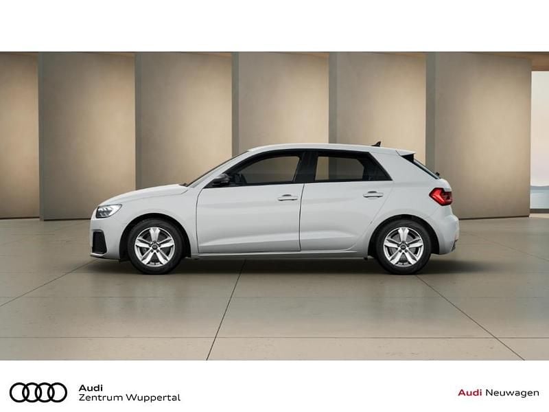Neu Audi A1 Sportback Basis 95 PS (69 kW) 2026 Weiss Kleinwagen