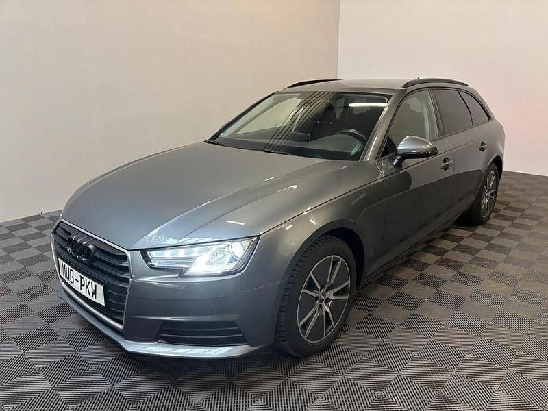 Gebraucht Audi A4 Ambiente 150 PS (110 kW) 2017 Grau Kombi