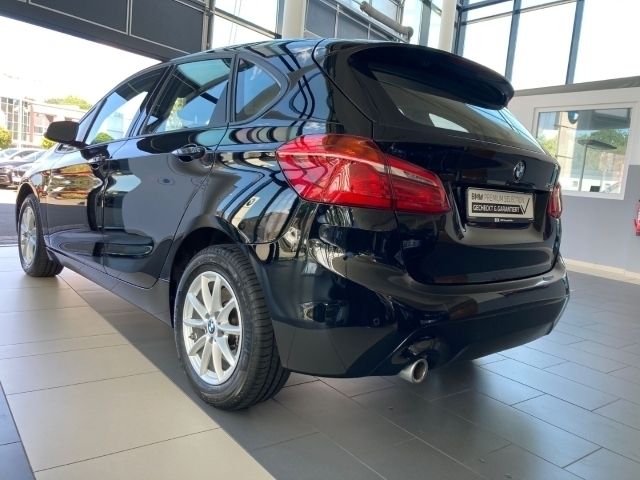 Gebraucht BMW 218 Active Tourer Advantage 140 PS (102 kW) 2019 Schwarz Van / Kleinbus