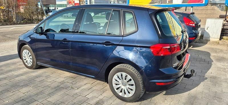 Gebraucht VW Golf VII Trendline 86 PS (63 kW) 2015 Blau Limousine
