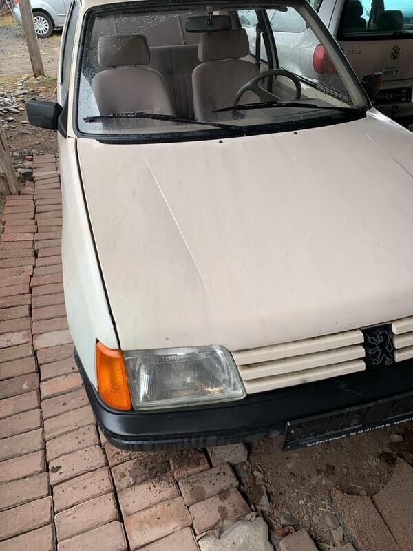 Beige Gebraucht 1986 Peugeot 205 Kleinwagen | 1.990 € - Bild 1/4
