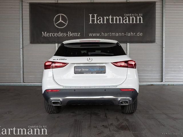 Gebraucht Mercedes GLA250 218 PS (160 kW) 2024 SUV