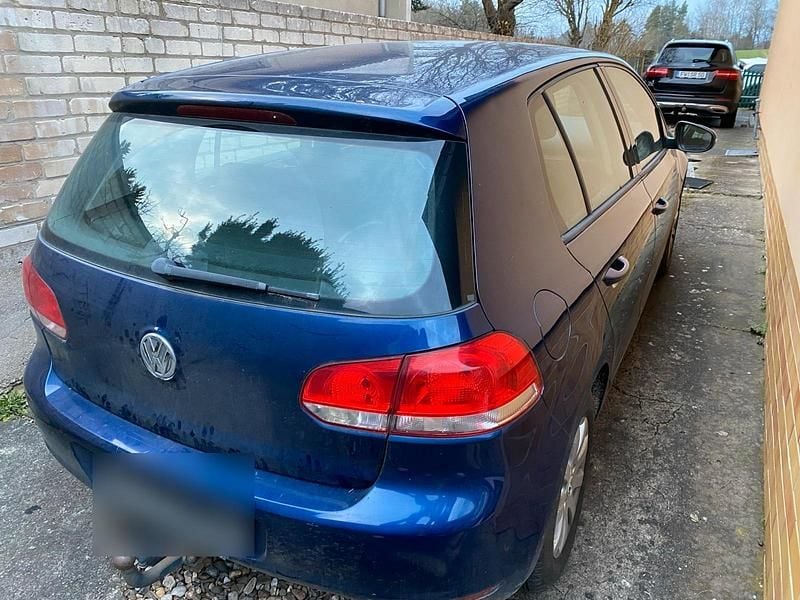 Gebraucht VW Golf VI 105 PS (77 kW) 2010 Blau Kleinwagen