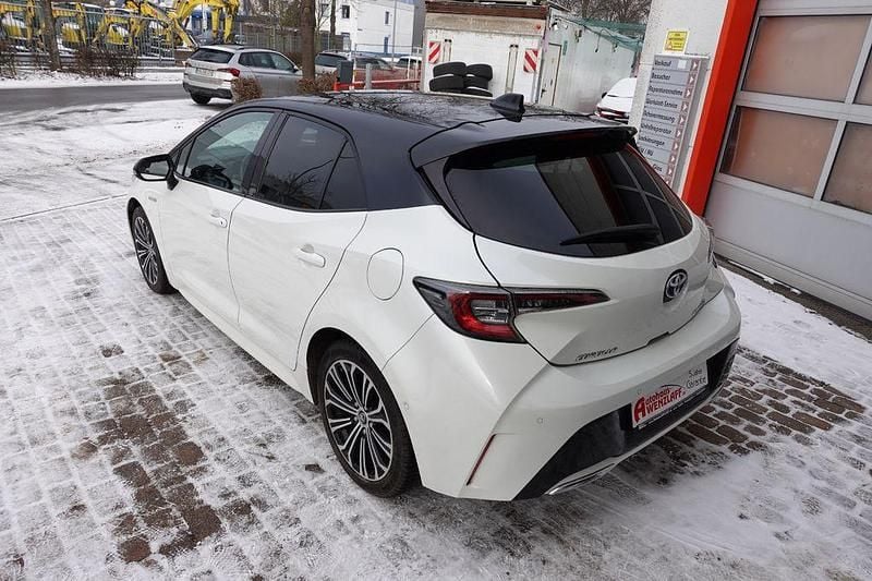 Gebraucht Toyota Corolla Team 184 PS (135 kW) 2019 Weiß Limousine