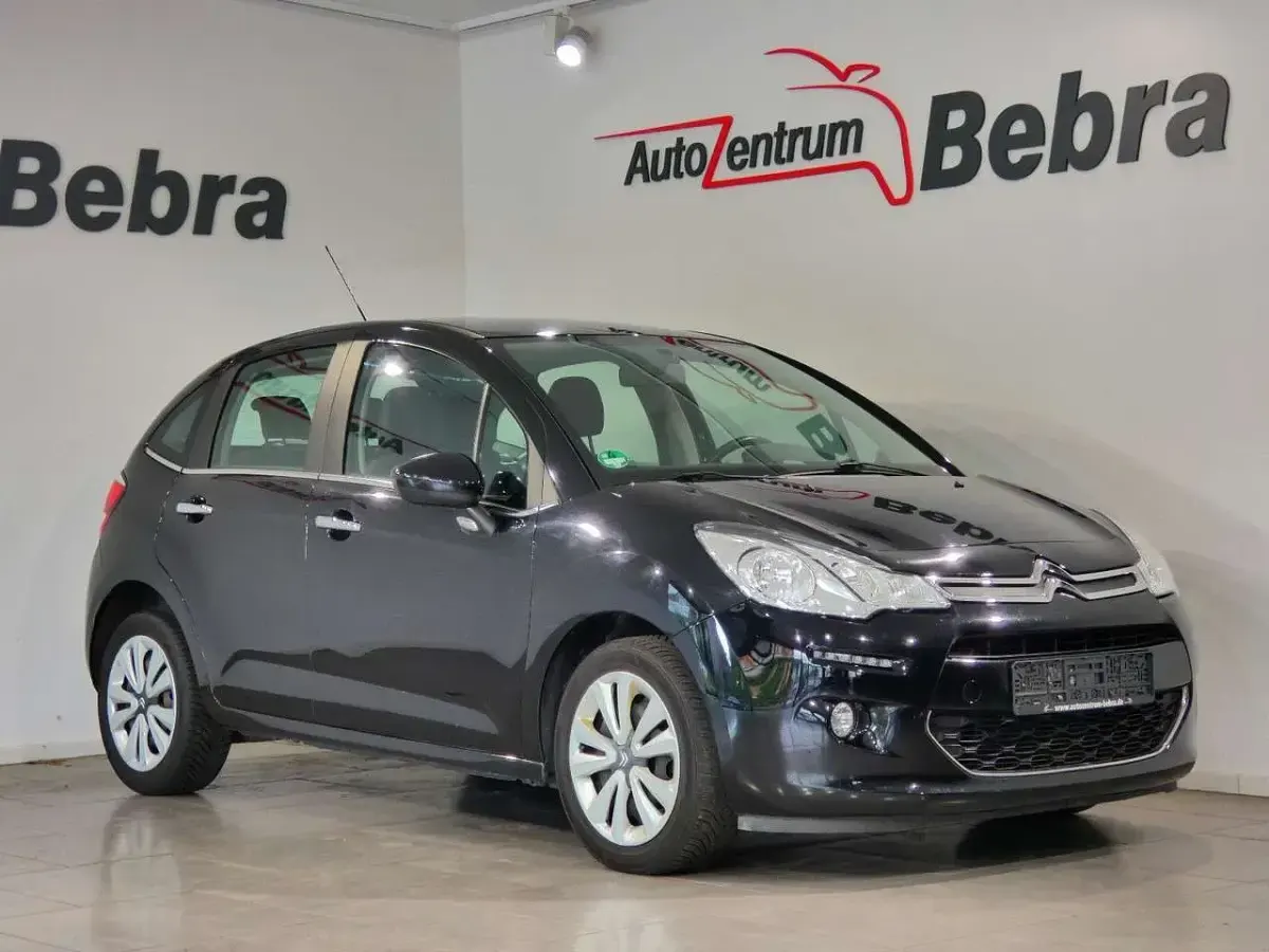 Gebraucht Citroën C3 SELECTION 82 PS (60 kW) 2015 Lackierung schwarz perla nera/ Kleinwagen