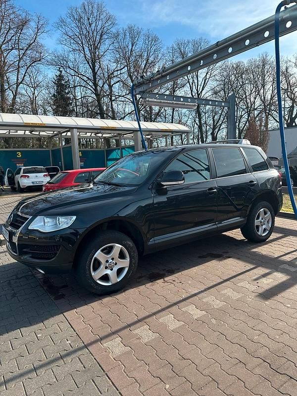 Schwarz Gebraucht 2008 VW Touareg SUV | 7.499 € - Bild 1/4