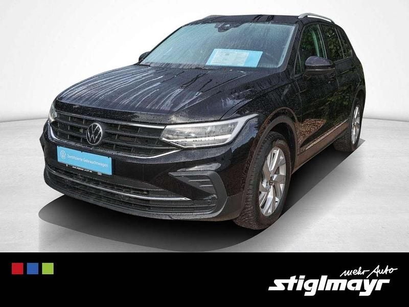 Deep black perleffekt Gebraucht 2021 VW Tiguan Life SUV | 24.970 € (Guter Preis) - Bild 1/4