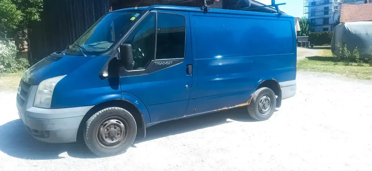 Gebraucht Ford Transit 85 PS (62 kW) 2010 Blau Van / Kleinbus