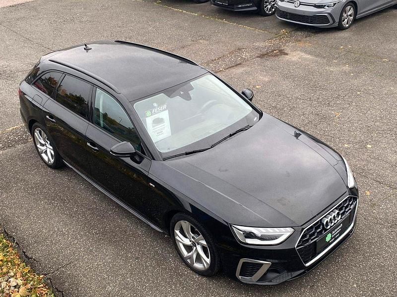 Schwarz Gebraucht 2022 Audi A4 S-Line Kombi | 20.980 € (Fairer Preis) - Bild 1/2