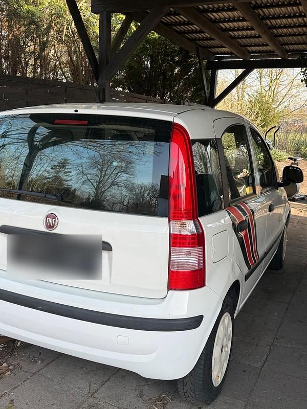 Gebraucht Fiat Panda 60 PS (44 kW) 2011 Weiß Kleinwagen