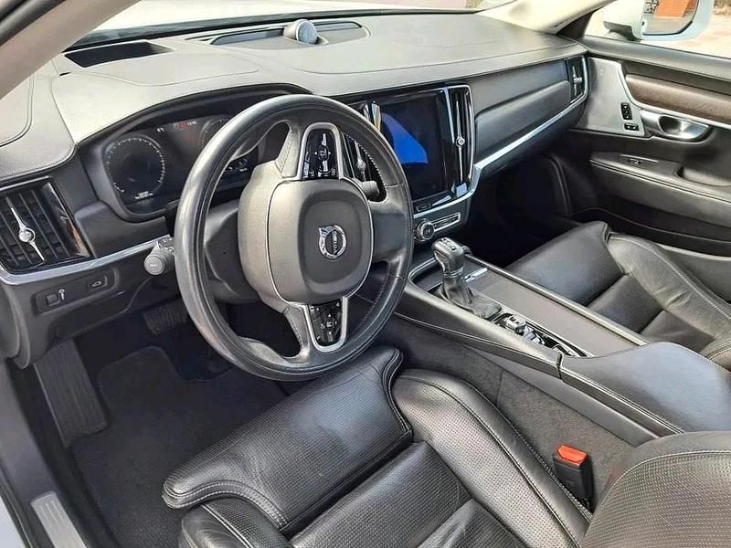 Gebraucht Volvo V90 CC Pro 235 PS (172 kW) 2017 Weiß Kombi