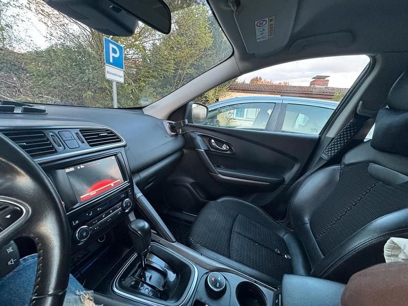 Second-hand Renault Kadjar 110 CP (80 kW) 2015 Negru SUV